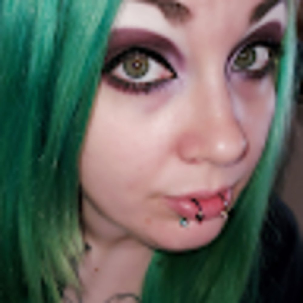 Meet your Posher, Danella